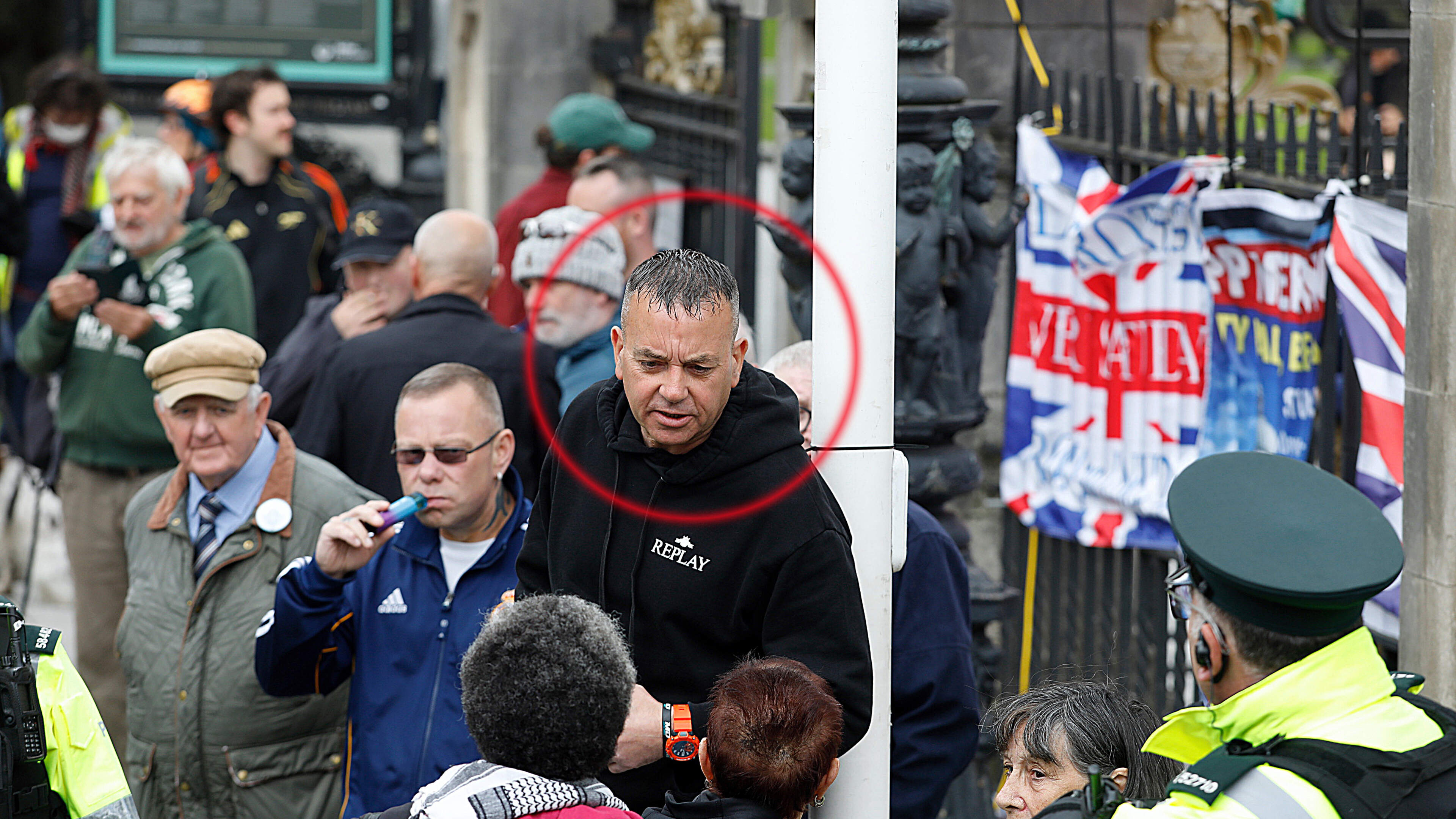 Far-right killer Glen Kane plots Belfast rallies with Tommy Robinson