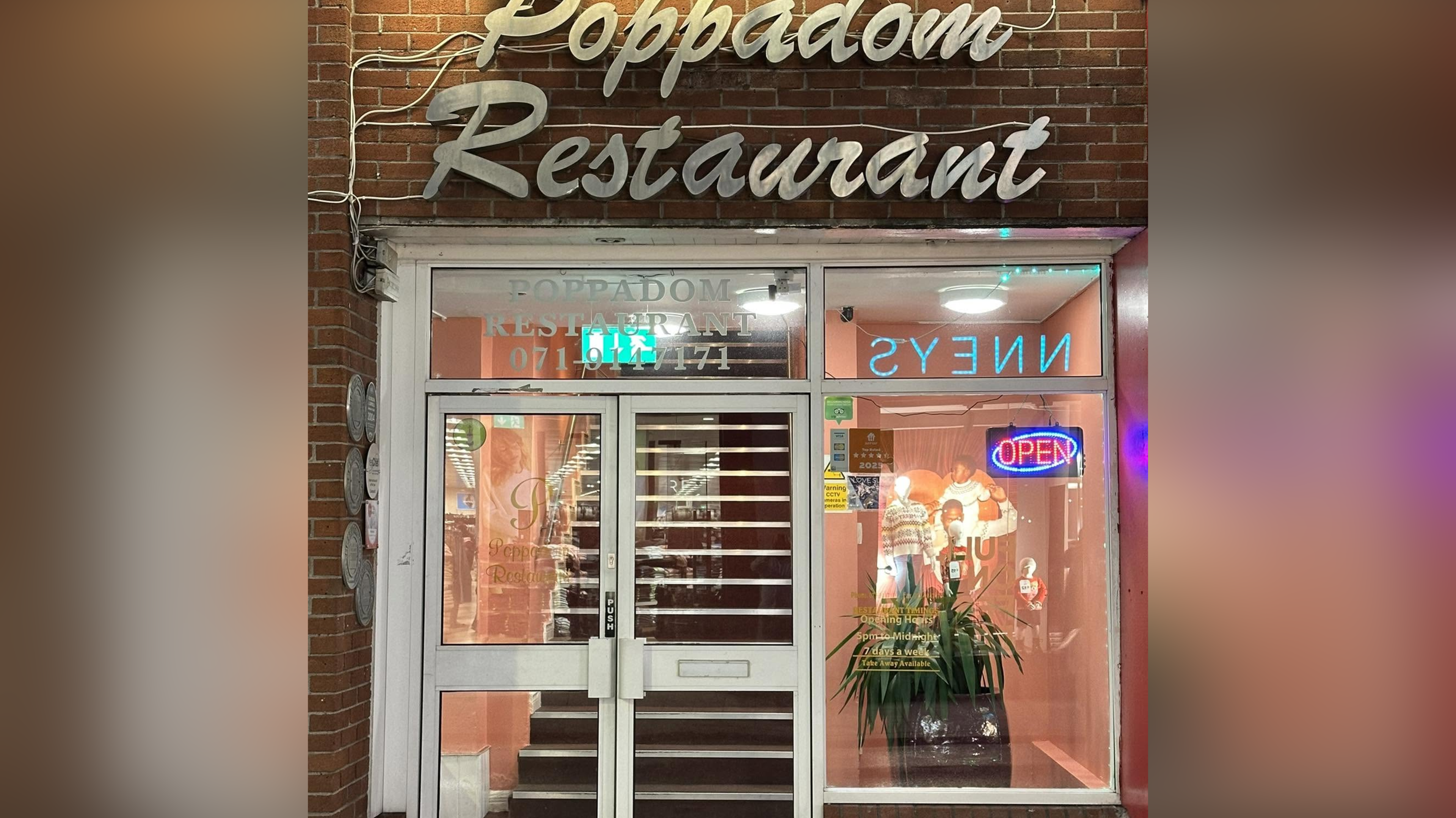 Man with 232 convictions broke into restaurant, drank two bottles of wine and fell asleep