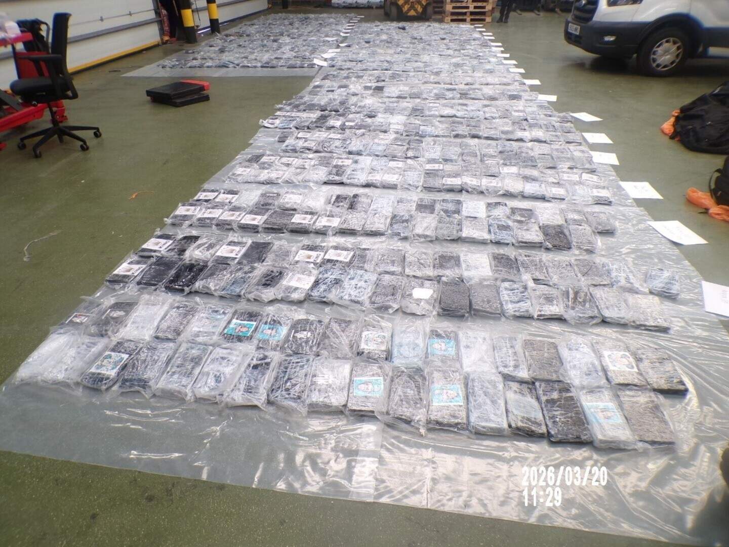 Cops nab whopping one tonne haul of cocaine in London port | Crime World