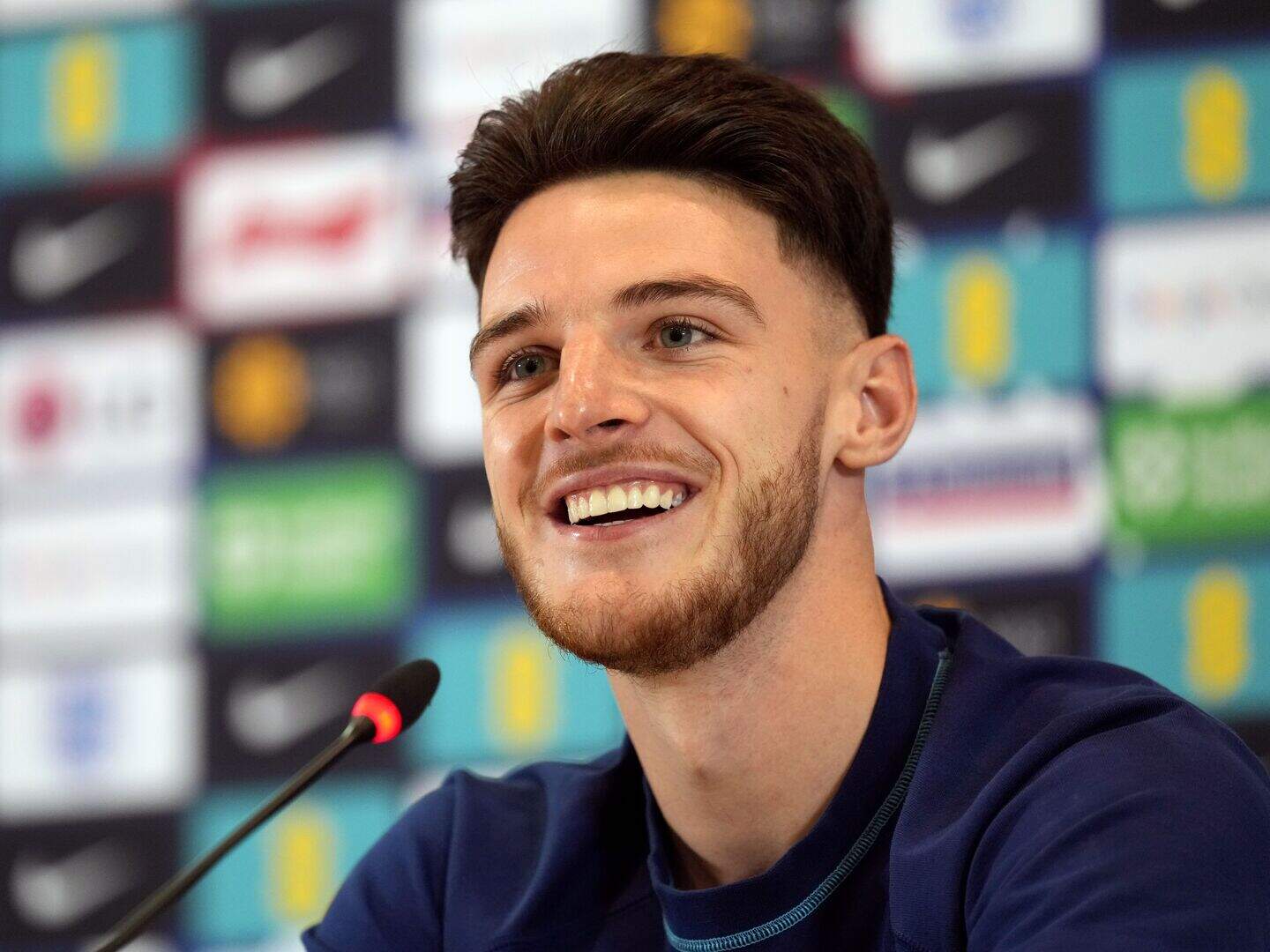 Jack Grealish and Declan Rice show their ball skills at England hotel ...