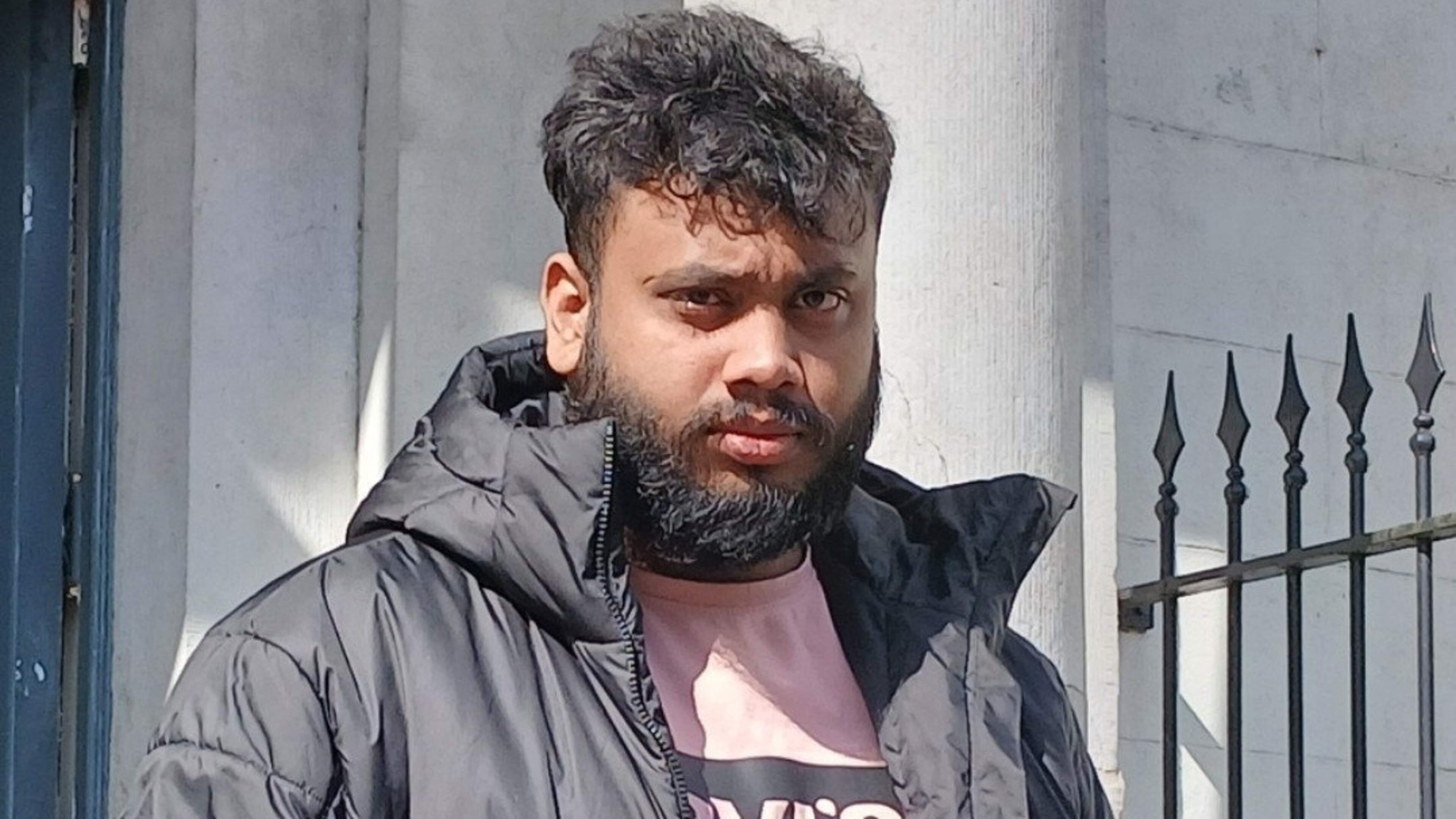 Man (26) accused of violent assault in apartment complex