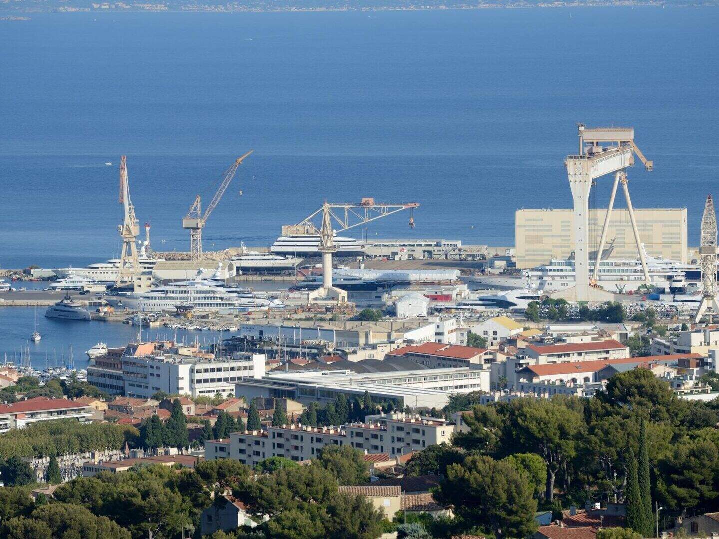 La Ciotat death: Irish man (22) drowns in port in La Ciotat, France ...