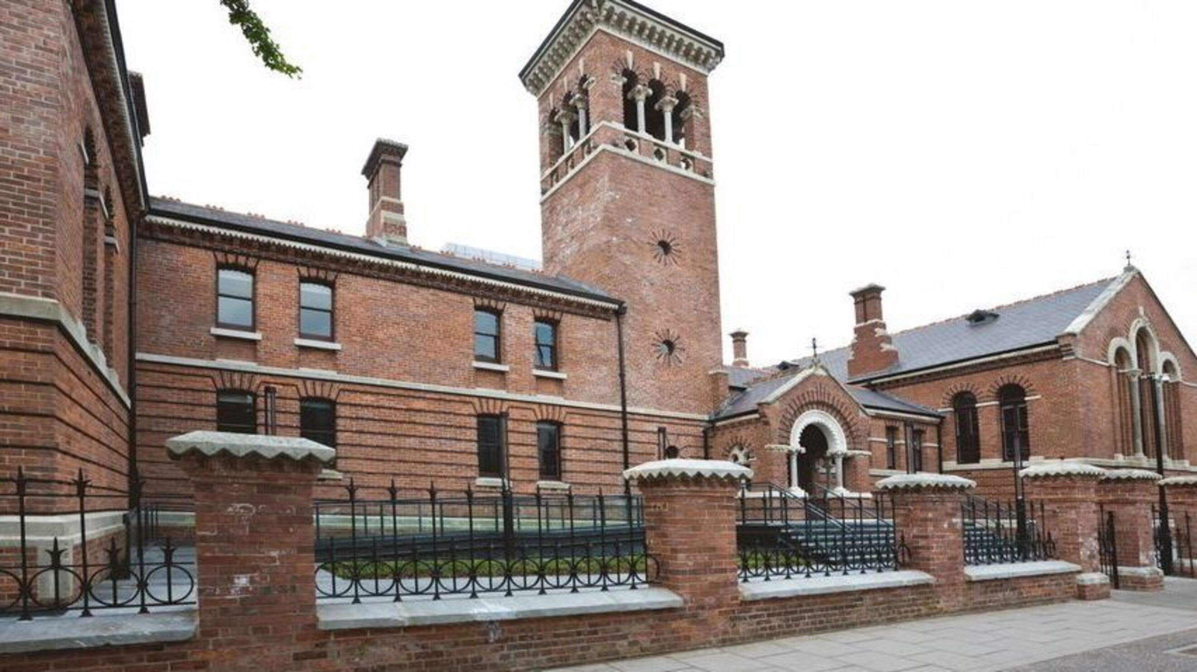 Man charged with assault of garda and damage to patrol car during domestic dispute 