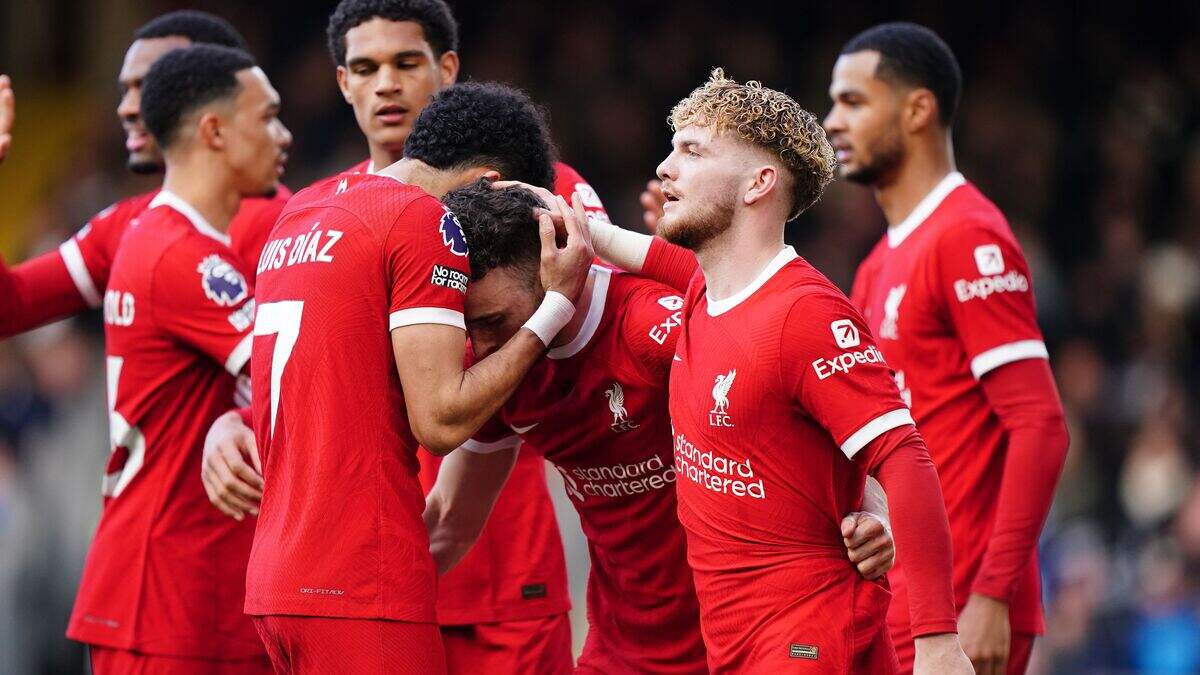 Liverpool serve Premier League title warning with win at Fulham | Crime ...