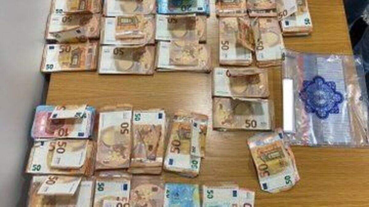 Two men due in court following Garda seizure of €40k in cash and drugs ...