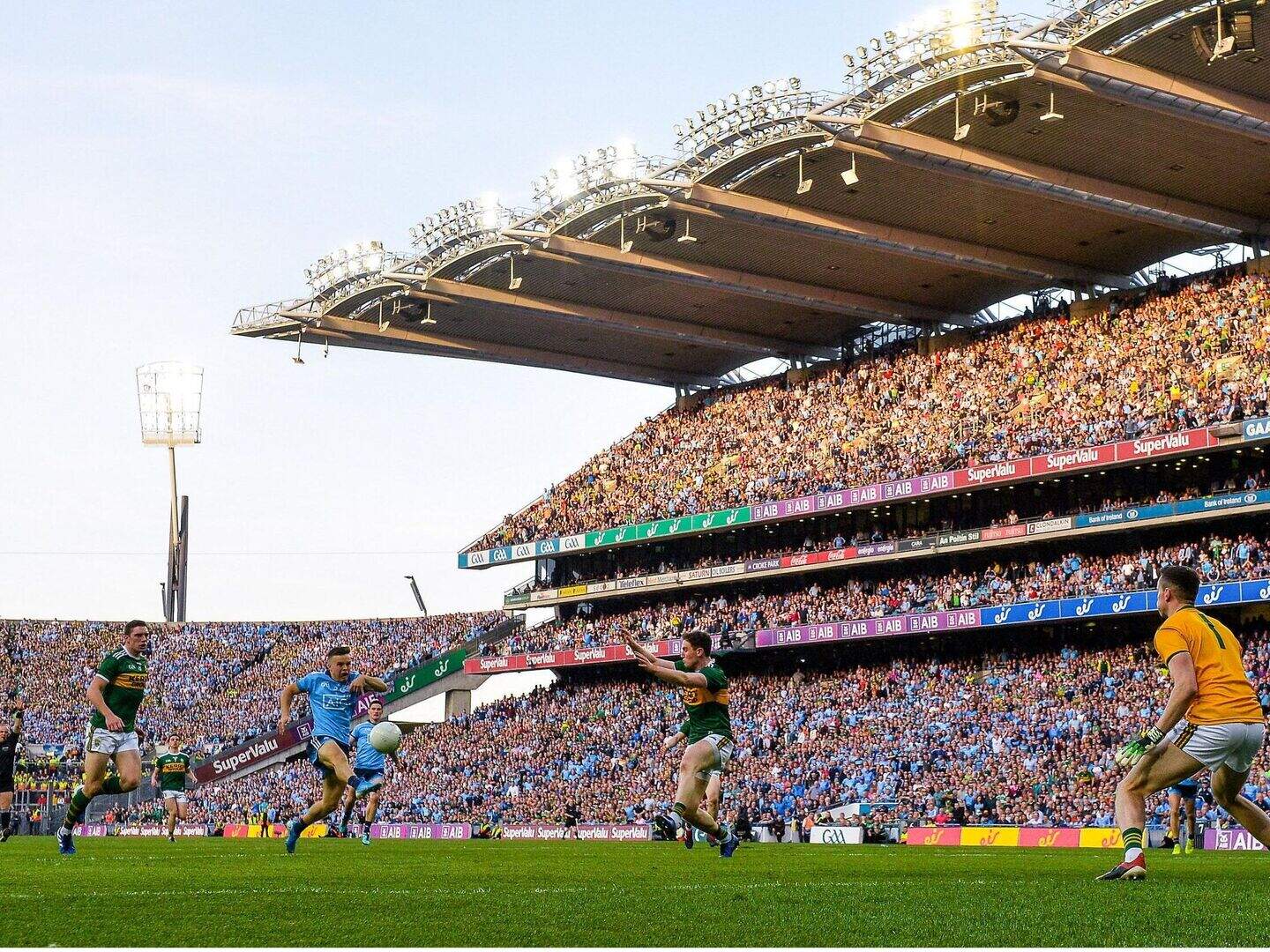 GAA set for €4m bonanza with 125,000 fans to attend the quarter-finals ...