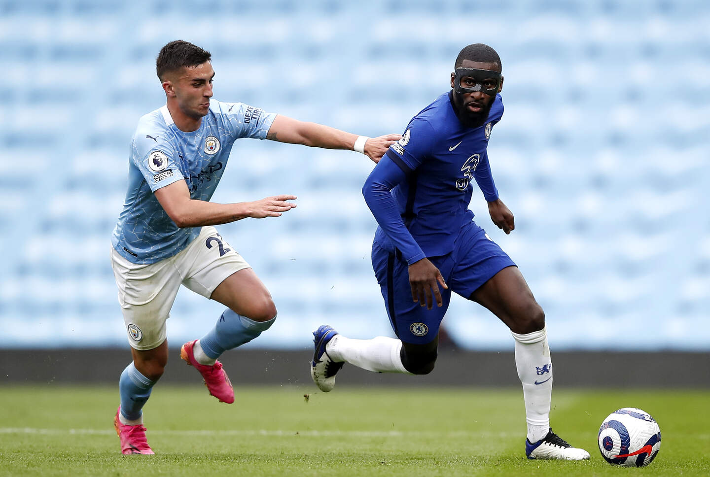 Toni Rudiger hands social media accounts to Chelsea hospital to support ...