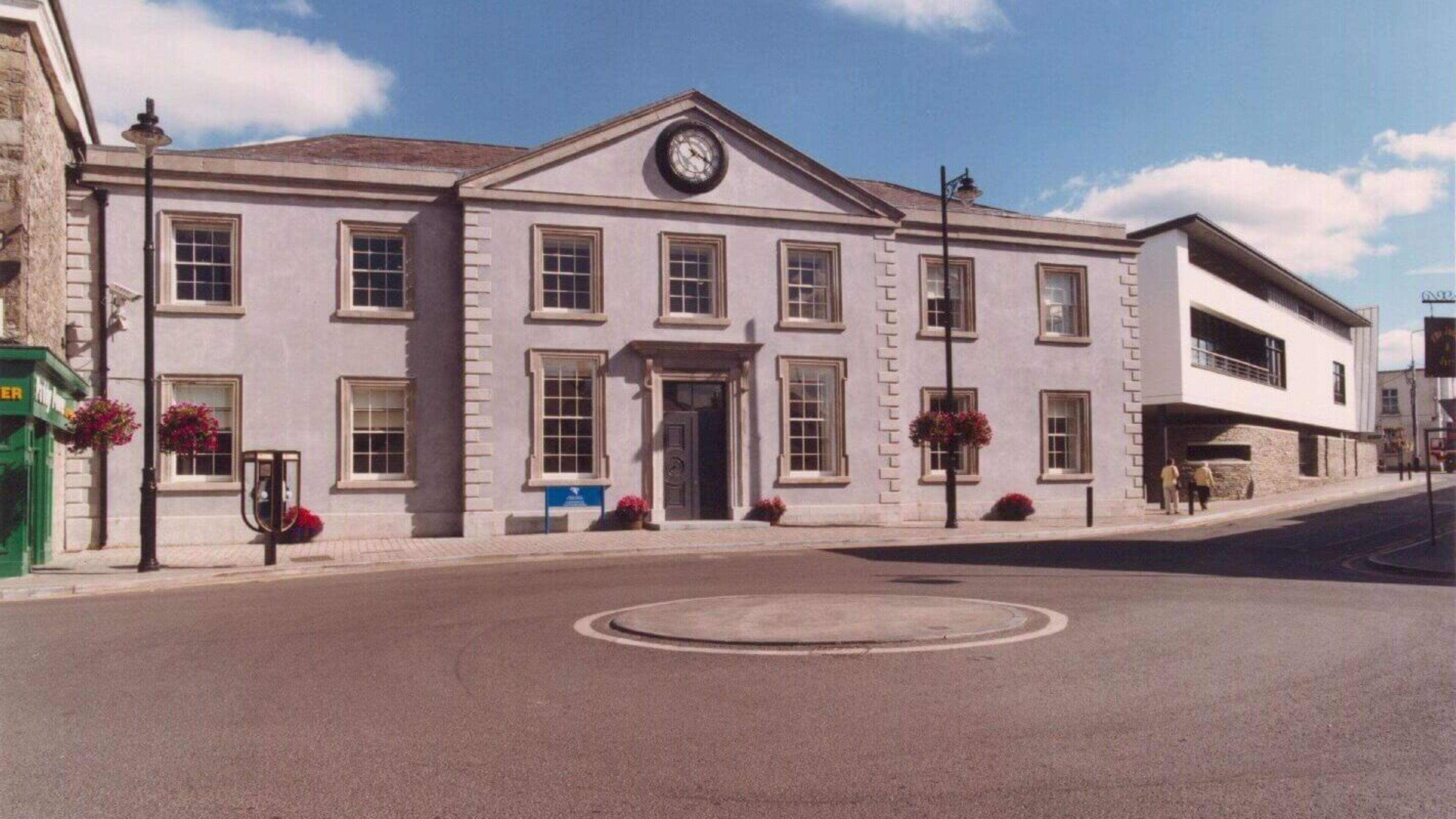 Tusla ‘did not act immediately’ when asked to remove teacher from school over child abuse images