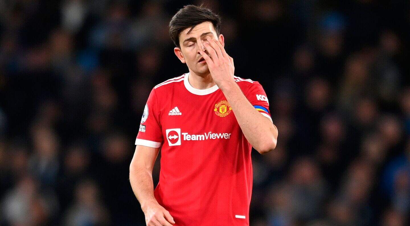 Roy Keane names Manchester United's flops after derby day drubbing ...
