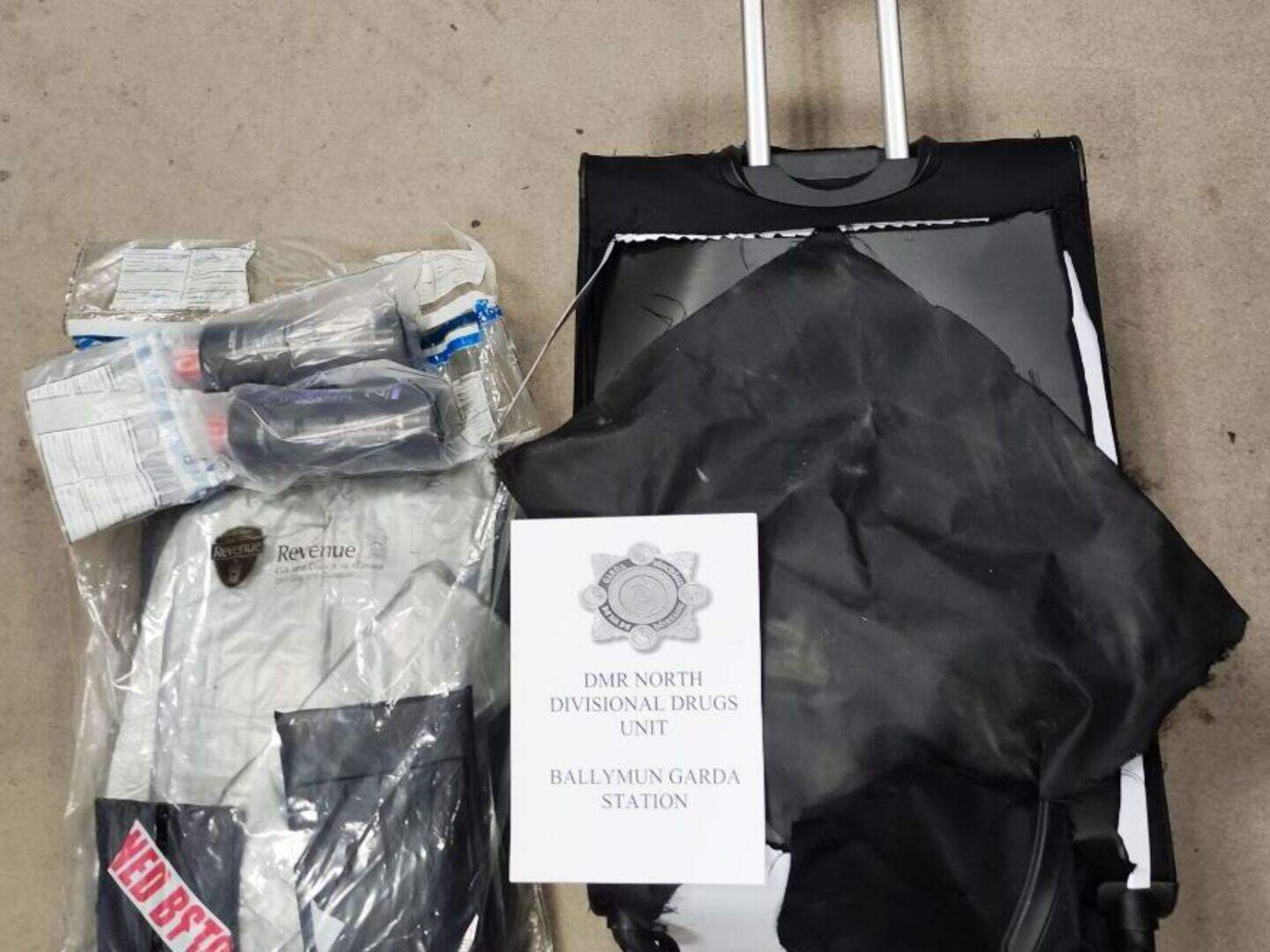 Two quizzed after drugs worth €740,000 discovered in luggage at Dublin ...
