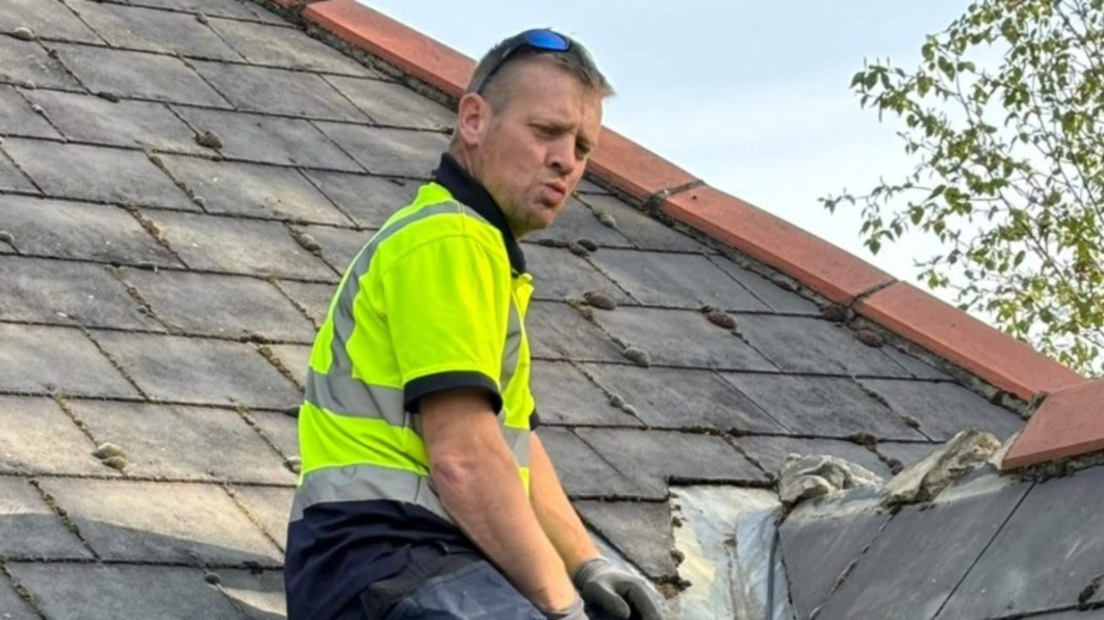 Daniel Kinahan’s ‘childhood pal’ finally loses cash haul - 10 years after garda seizure    