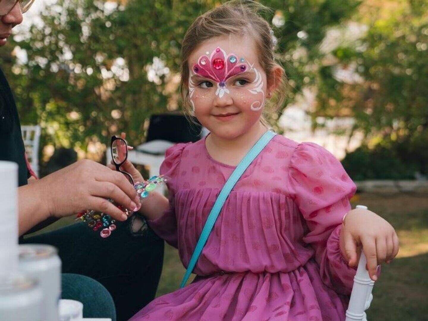 UFC star Conor McGregor and family celebrate daughter Croía's birthday ...
