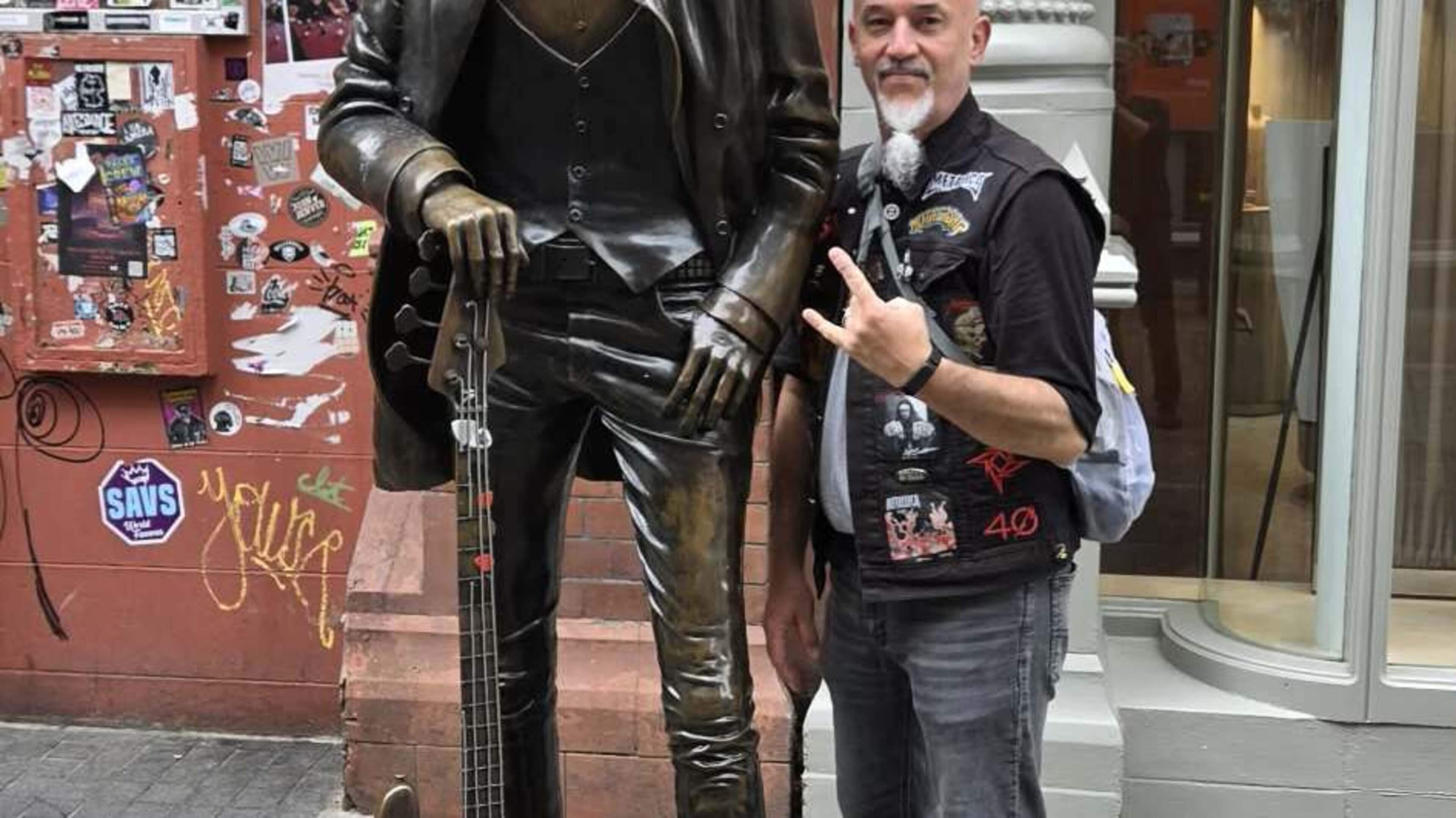 ‘I have friends who’ve seen Metallica 290 times’ - fan leaves America for the first time to see Dublin gig 