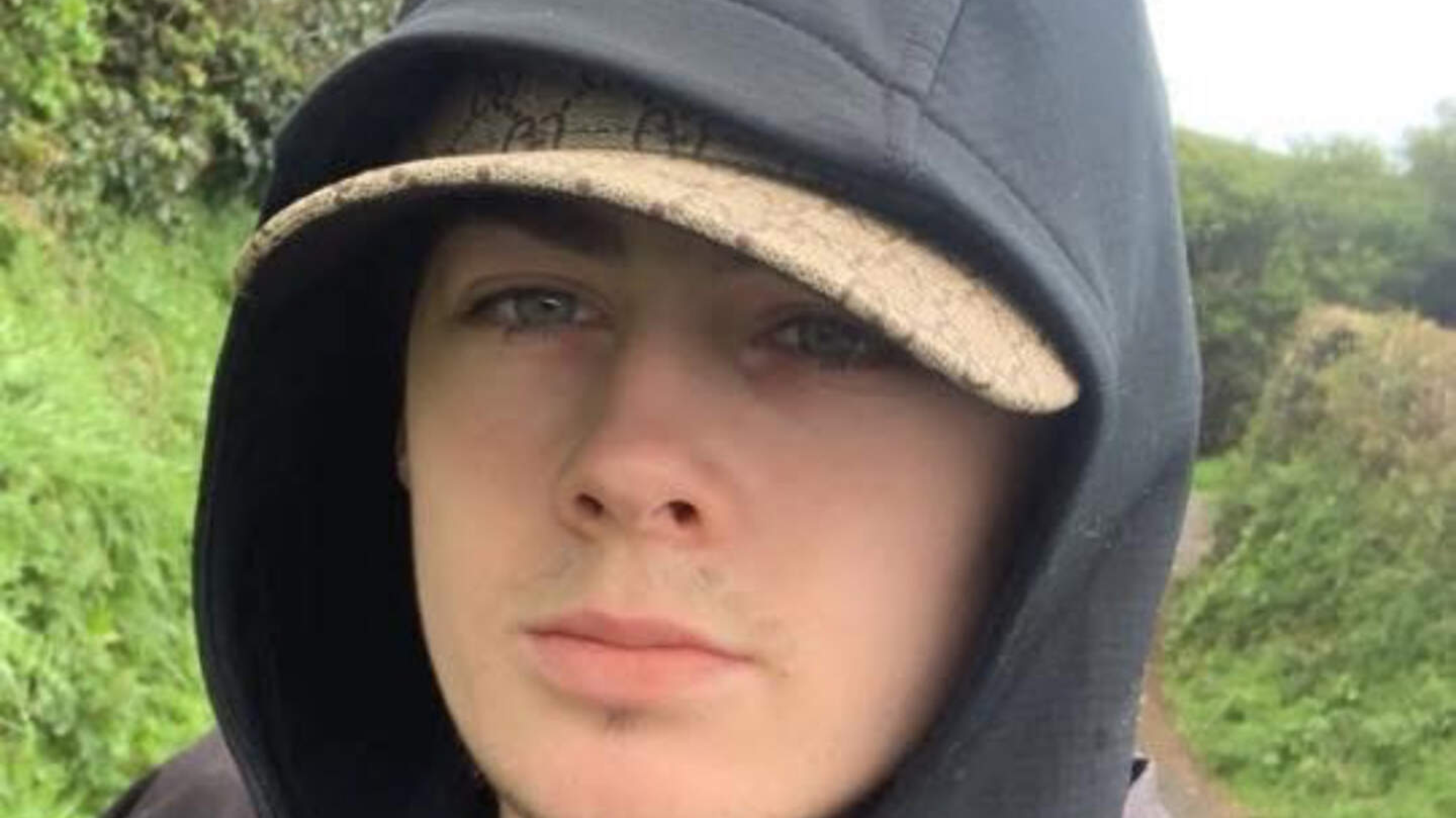Former Dublin boxer jailed over cookie theft using stolen bank card