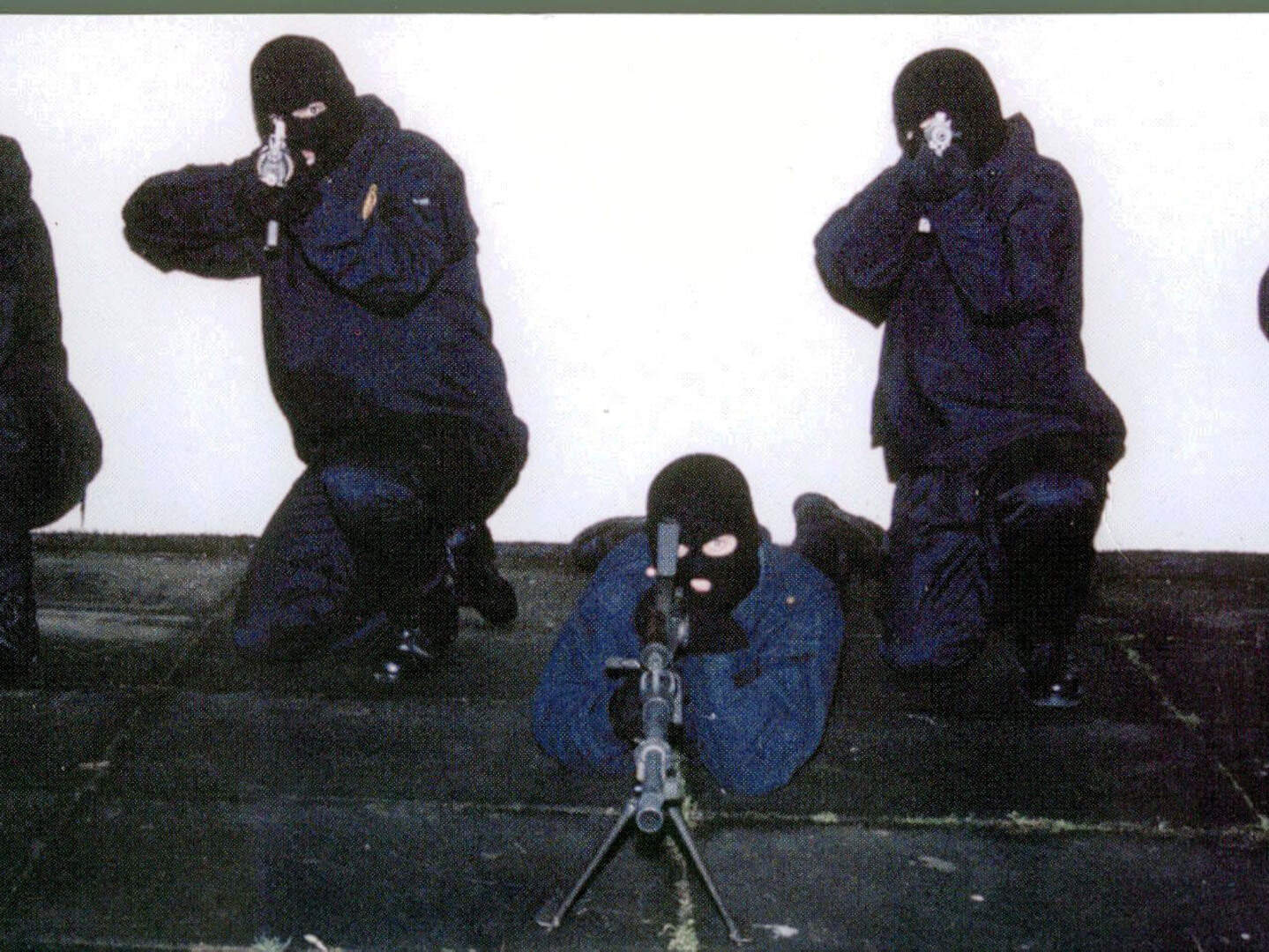 UVF terror chiefs order arms dumps opened in preparation for Boris ...