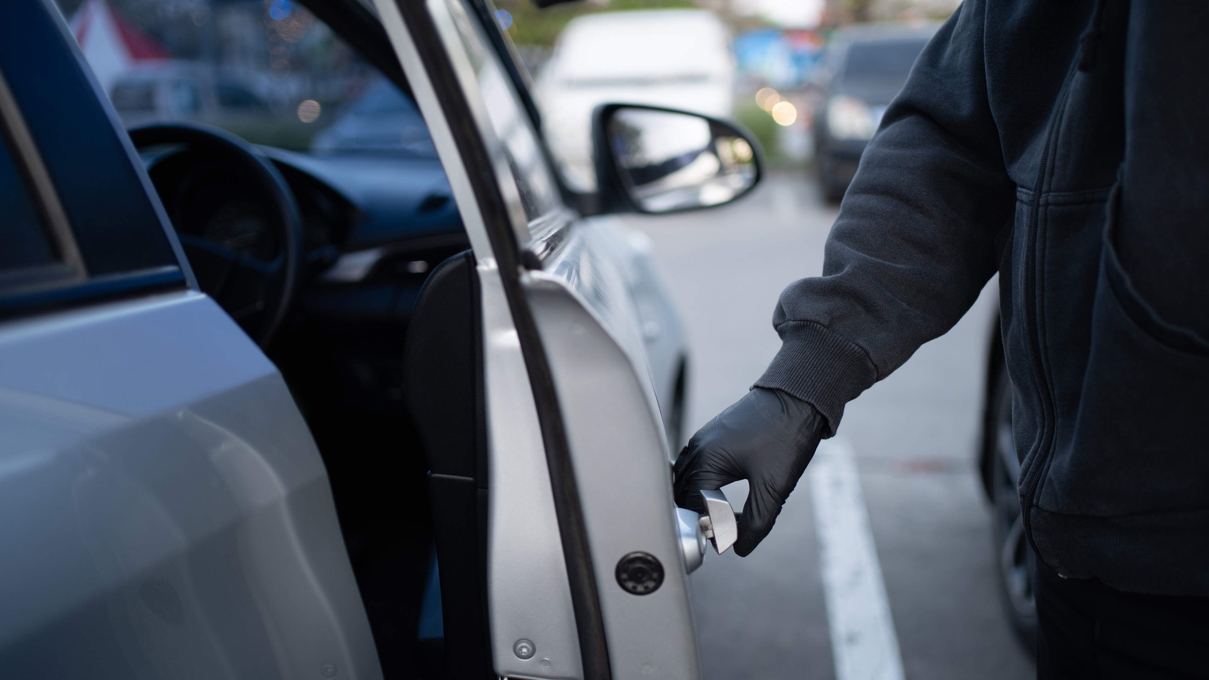 Teen who stole two cars and threatened to kill gardaí has ‘made huge strides’ since offences